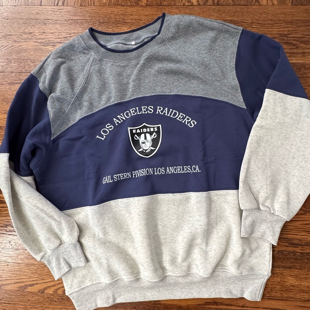 #503 VINTAGE LOS ANGELES RAIDERS SWEATSHIRT